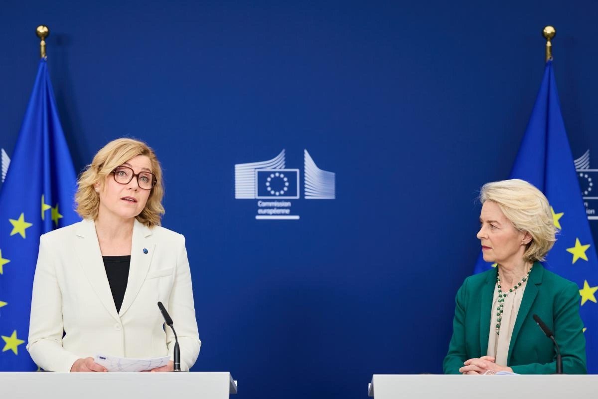 CaleEuropaEdic's tweet image. 🎙️📱 UE:"Von der Leyen e Virkkunen presentano l'App europea per la verifica dell'età digitale" 👌
👉 #incontri #presentazioni #APP #verifica #età #digitale #minori #contenuti #illegale #15aprile 🇪🇺
@europainitalia 
@DigitalEU 
eurokomonline.eu/index.php/in-e…