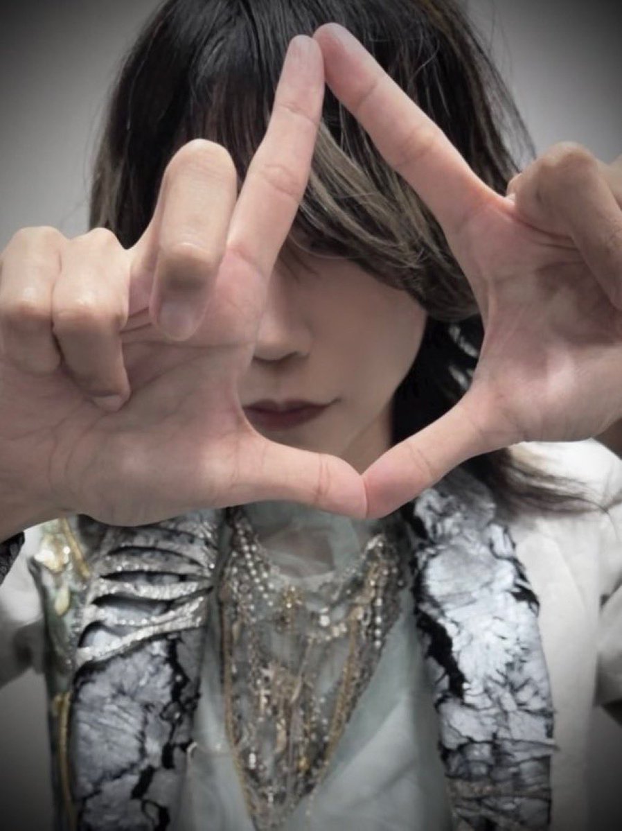 水影♒️ tweet media