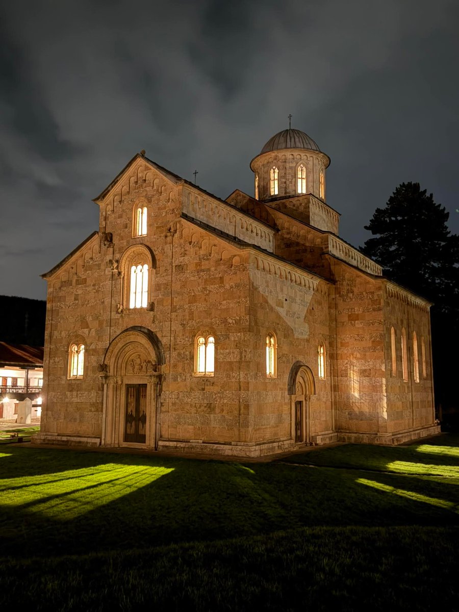 GNogopis's tweet photo. Visoki Dečani 🇷🇸🥰 https://t.co/3bUUdxEaYZ