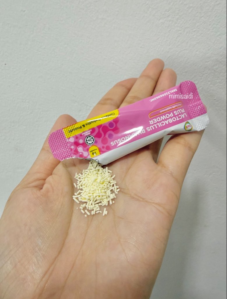 KimBuEzra's tweet image. Arkadaşlar bunu kız kardeşimin okul çantasında buldum çok endişelendim.
Bunun ne olduğunu bilen var mı?