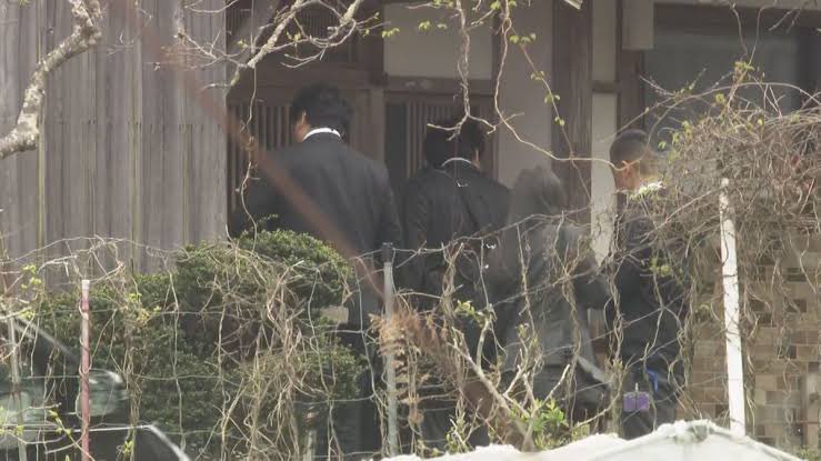 hikaruganji's tweet photo. 義理の父親が死体遺棄について、自供しました。やはり、義理の父親が犯人でした。速やかな、真相究明を求めます。 https://t.co/OZJMYFWPyE