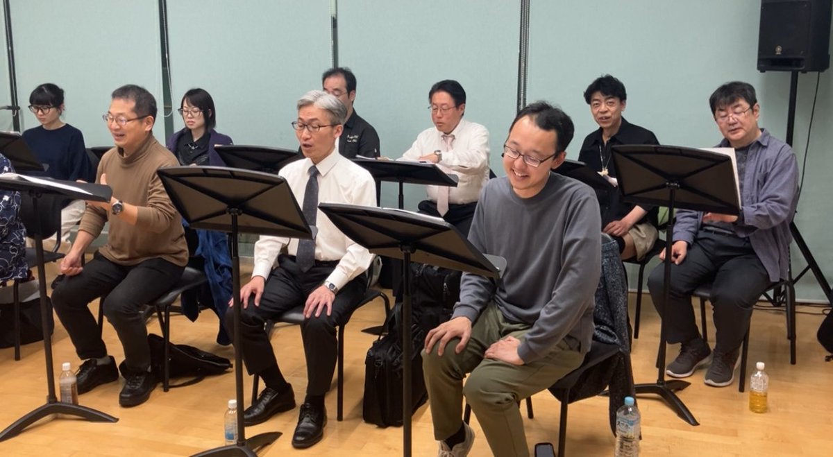 M_Office_Sonus's tweet image. 「Serendipity６英国音楽の旅　～イギリスに響く音と表現をめぐる～」
本番まであと一か月となりました❣
いよいよ、今週末から怒涛のスケジュールで全体リハが始まります（ドキドキ💝）写真は合唱ユニットリハ風景です📷

#Serendipity #英国音楽  #リハーサル #MusicOfficeSonus #谷川晃 #イギリス