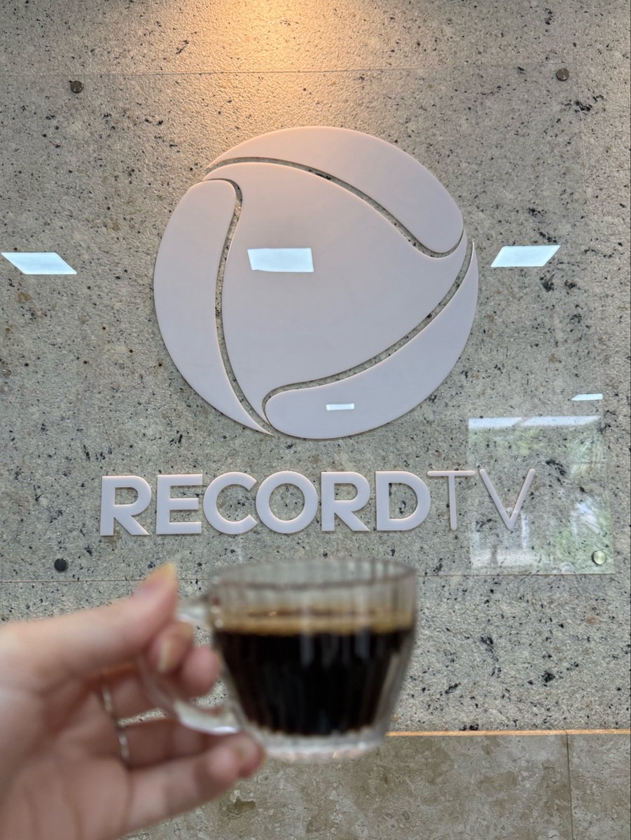 sisi⁷ VAI VER O BTS 31 PISTA tweet media