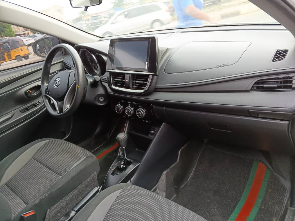 Cechaarllurn's tweet photo. Full option 2022 foreign used Toyota vios
Runs and drives smooth. Everthing works and very clean.
DVD display screen.
Power window
Custom Duty fully paid
Price : 16m (slightly negotiable )
Location: Isolo , Lagos.
Call: 0813563556
Whatsapp 08120321584
Serious buyers only. https://t.co/povSIwFpJO