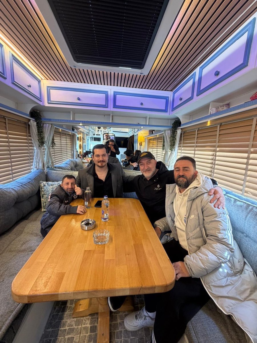 Çağatay Ulusoy ve Köksal Baba, #EşrefRüya setinden.