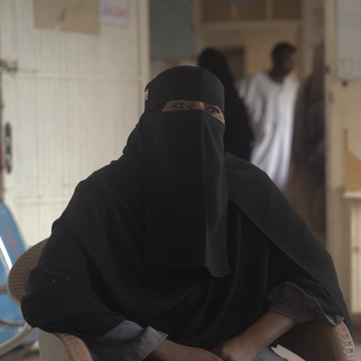 🤲🏻 Mientras el mundo mira hacia otro lado, Haleema Nasir da un paso al frente. Cada día trabaja en primera línea de la crisis de hambre en Sudán.

Mujeres como Haleema están manteniendo Sudán con vida. Su historia merece ser escuchada 👉🏼 islamic-relief.es/conoce-a-la-mu…
