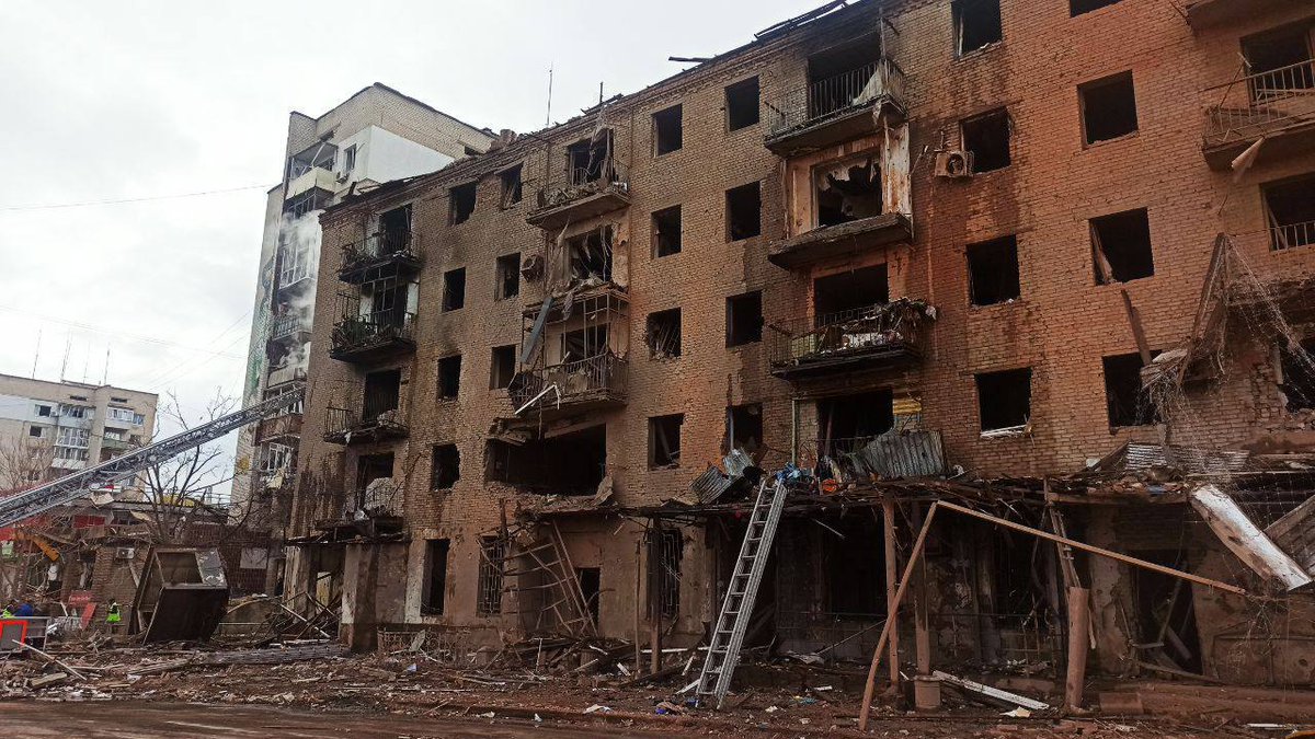 восхищённый болгарин™ tweet media