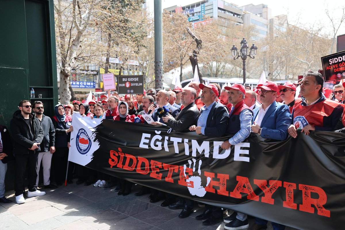 Eğitim-Bir-Sen tweet media