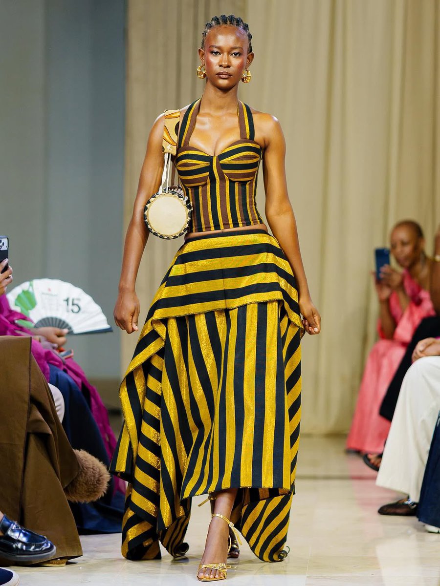 Fashion CloneIt tweet media