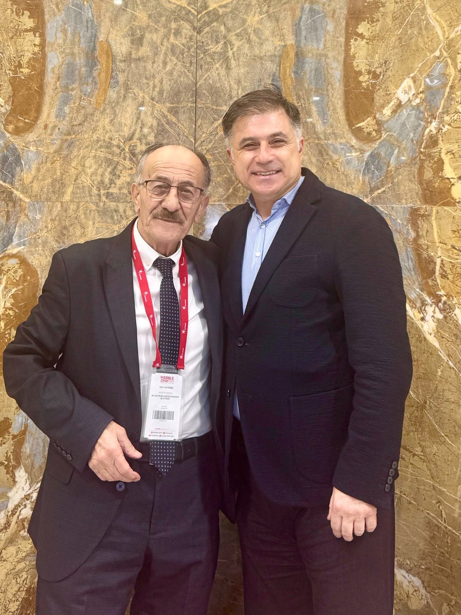 aybaruygur's tweet photo. Türkiye’nin en önemli fuarları arasında yer alan 31. MARBLE İzmir Uluslararası Doğaltaş ve Teknolojileri Fuarı’nda, Konya Beyşehir Belediye Başkanı, kıymetli ağabeyim Adil Bayındır ile bir araya gelerek hasret giderdik.

Beyşehir’de çıkarılan ve belediye bünyesinde değerlendirilen mermerlerin dünya pazarına kazandırılması adına yürütülen çalışmaların son derece kıymetli olduğunu görmekten memnuniyet duydum.

İlçeye kattığı değer, üretime ve istihdama sunduğu katkılarla örnek bir belediyecilik anlayışı sergileyen Sayın Başkanımıza çalışmalarında başarılar diliyorum.
@Adilbayindr @beysehirbld