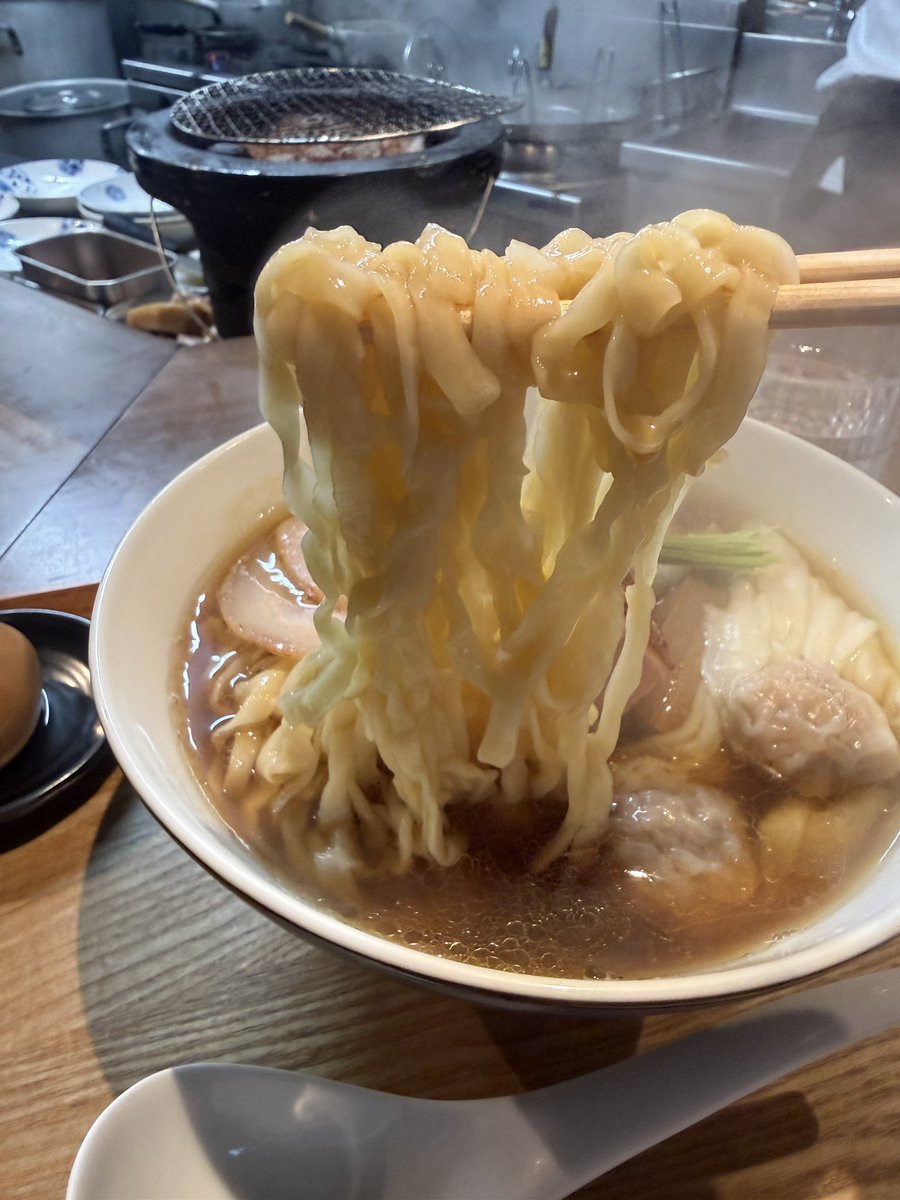 ቻョᨚﾞ tweet media