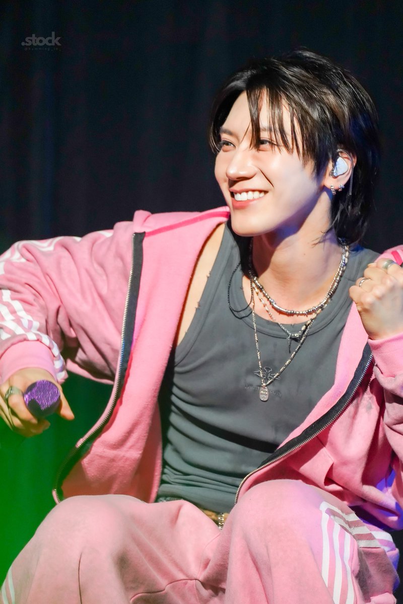 humming_in_'s tweet photo. 2025/01/19 UTO FEST Yokohama
#TEN #李永钦 #テン https://t.co/EGNZvKEMlX