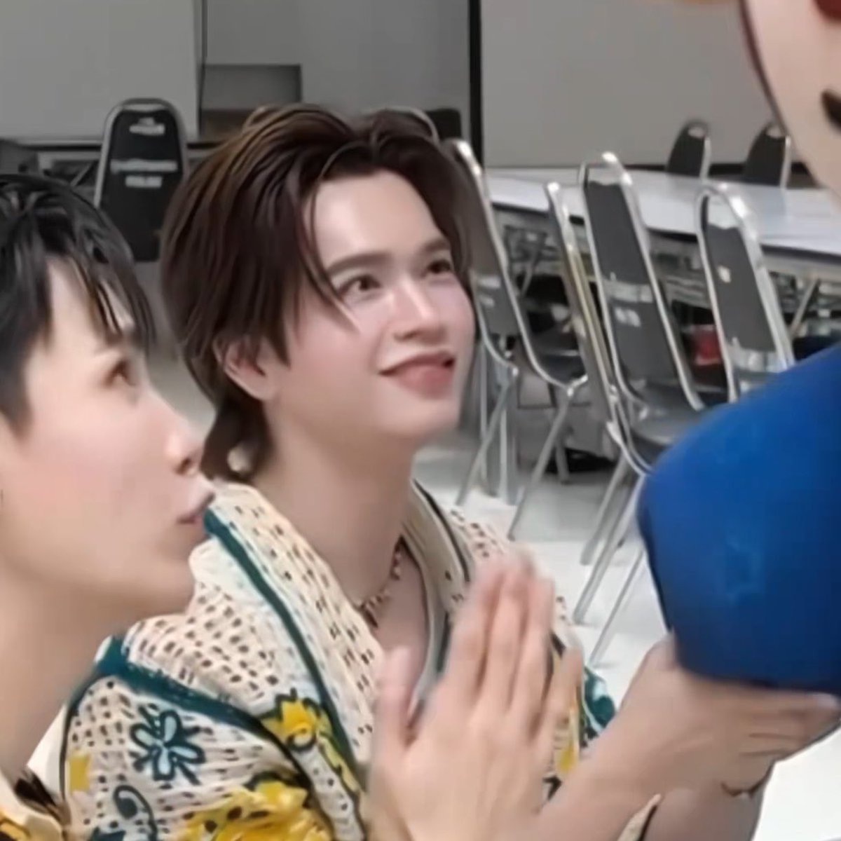 มีน้ำตากับอะไรแบบนี้มากเลย t - t แด๊ดผู้ให้กำเนิด , ด๊าผู้ตั้งชื่อให้จนได้มาเป็นอ้วมโม่ของแด๊ดกับด๊า และแกรนนี่ (🥺) จัมโม่เปนเด็กที่ได้รับความรักอย่างล้นหลามเยยน้า โม่มีงานเดี่ยวในวันหยุดของแด๊ดแต่พี่จูก็แวะมาดูลูกออกงาน (เป็นไงล้า ลูกเก่งอะจิ)