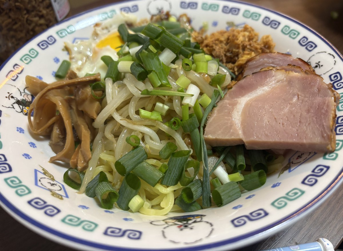 Nkie_coco's tweet photo. そして麺に載せるとこう https://t.co/XdG6dUibOP