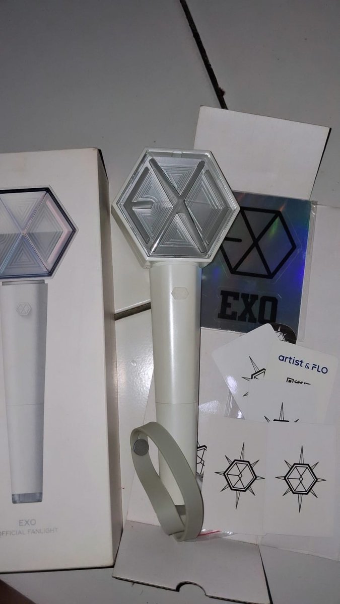 lalalalaa tweet media