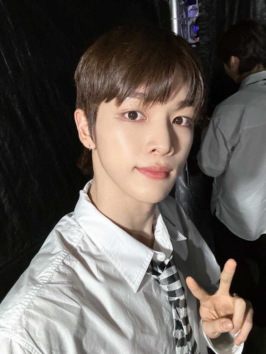 no context tonsyong (@xcontextonsyong) on Twitter photo 