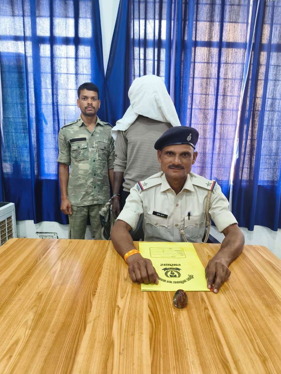 Latehar Police tweet media