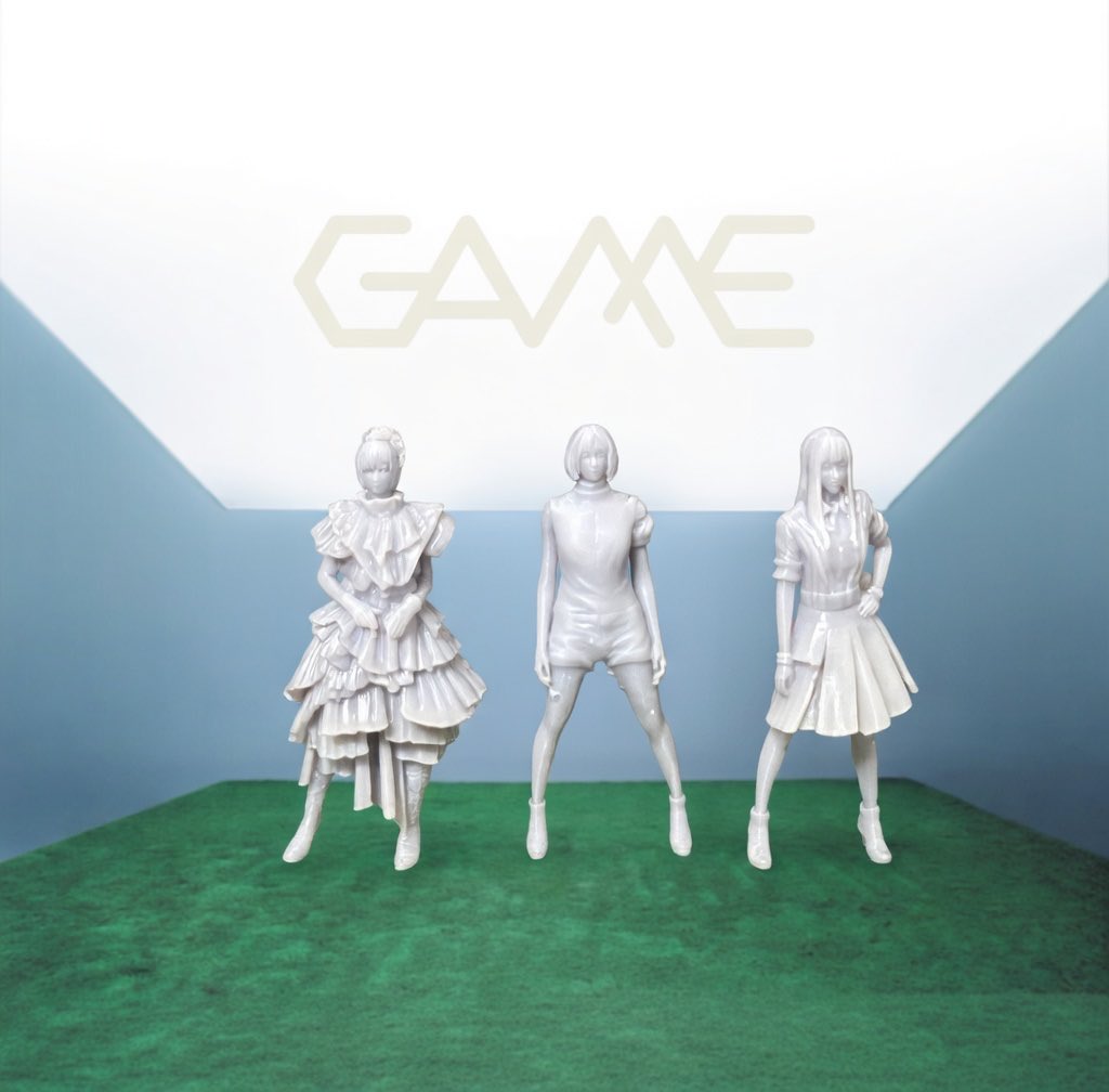 CAPSLOC67876682's tweet photo. 3DプリントしたPerfumeをGAMEのアルバムアートに重ねて遊んでみた。フィギュアを沖縄で配布予定。
#prfm https://t.co/9bxsPzMNNV