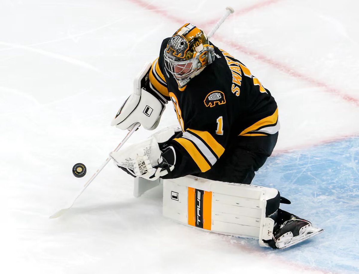 Marcussi_MA's tweet photo. Jeremy Swayman this season among NHL goalies (min. 20 GP):

— 28.8 GSAx (2nd)
— 1571 shots against (4th)
— 0.53 GAA above exp. (2nd)
— 4.8 wins above replacement (2nd)
— 38 starts above .900 SV% (1st)

Decreased his goals against by 30 in a single season 😳 https://t.co/5bbNQdexF3