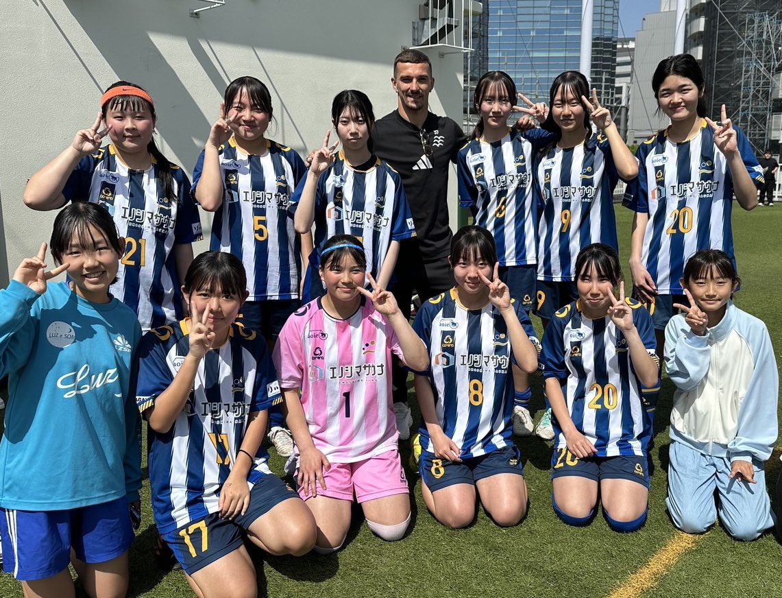 LINDA SMILES 中高生女子のサッカークラブ tweet media