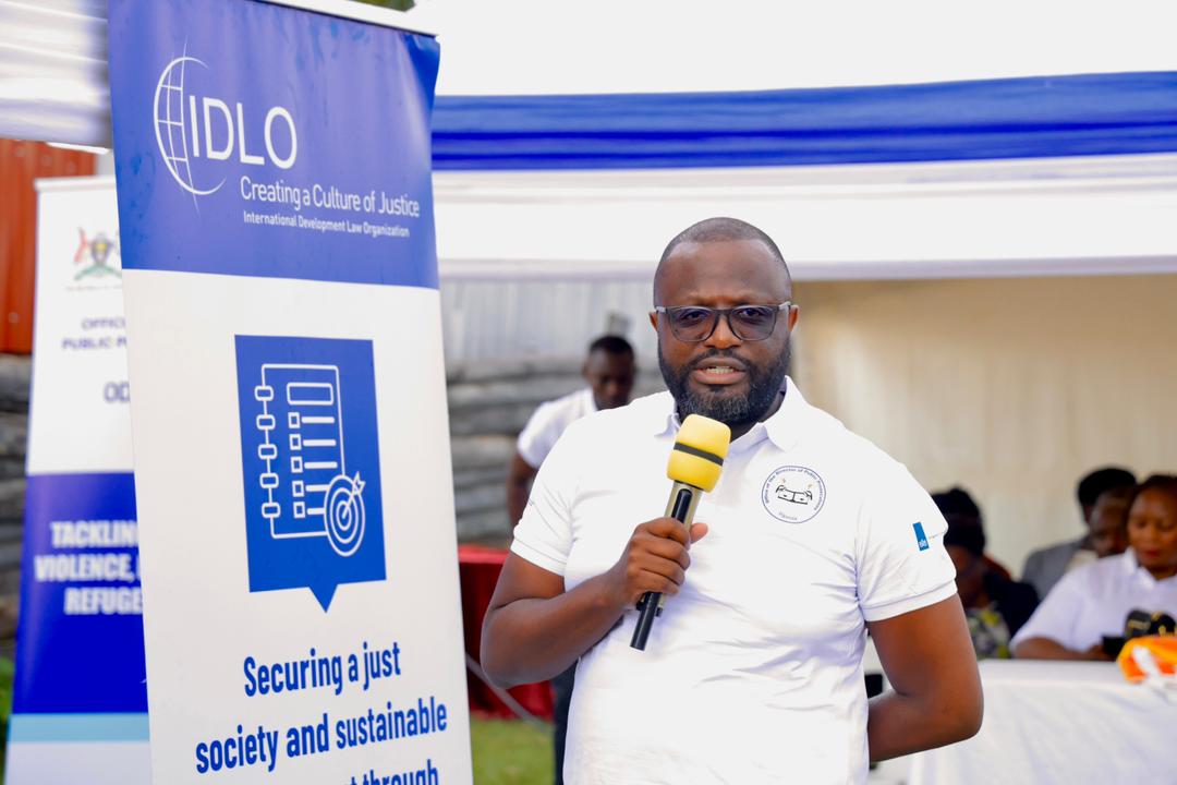 ODPPUGANDA's tweet photo. Representing the @IDLO Country Director, Mr. Samson Asiimwe the programs Manager @IDLO highlighted the organization's decade long commitment to the rule of law in Uganda, urging stakeholders to pursue justice without perpetuating injustice and pledged to follow up on all concerns raised during the Baraza. 

He also recognized and appreciated @NLinUganda for the enormous support which has enabled @IDLO foster the rule of law in Uganda through various partnerships.
