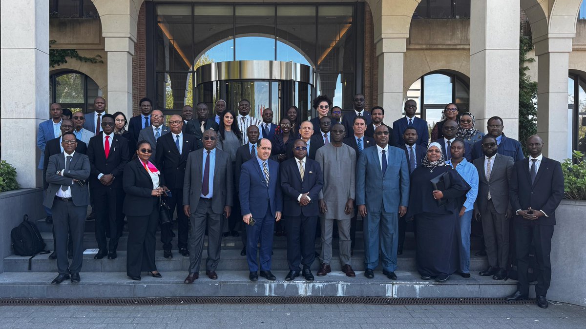 IntlCrimCourt's tweet image. #ICC Deputy Prosecutor Mame Mandiaye Niang was grateful to H.E. Ali Yakoub Mahamoud, Permanent Representative of the African Union to the EU (@AUMission_BXL) for hosting an exchange in #Brussels with the African Group of States.