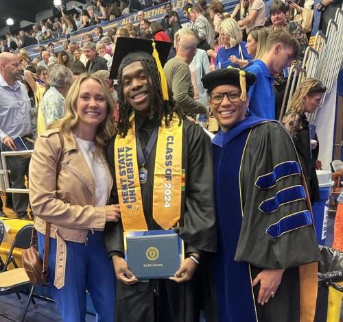KentStateCAE's tweet photo. Kent State just won both the Grand Gold AND Grand Silver from NASPA_SA, the nation's top student affairs org.
From first-gen support ➡️ academic coaching ➡️ veteran services, student success here isn't a program—it's a promise.
Choose Kent State. ⚡
🔗 https://t.co/v2zzzOGQuu https://t.co/DC6Yb8BW5s