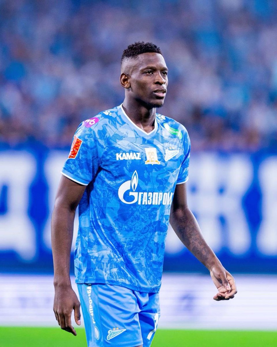 Estagiário do Ney tweet media