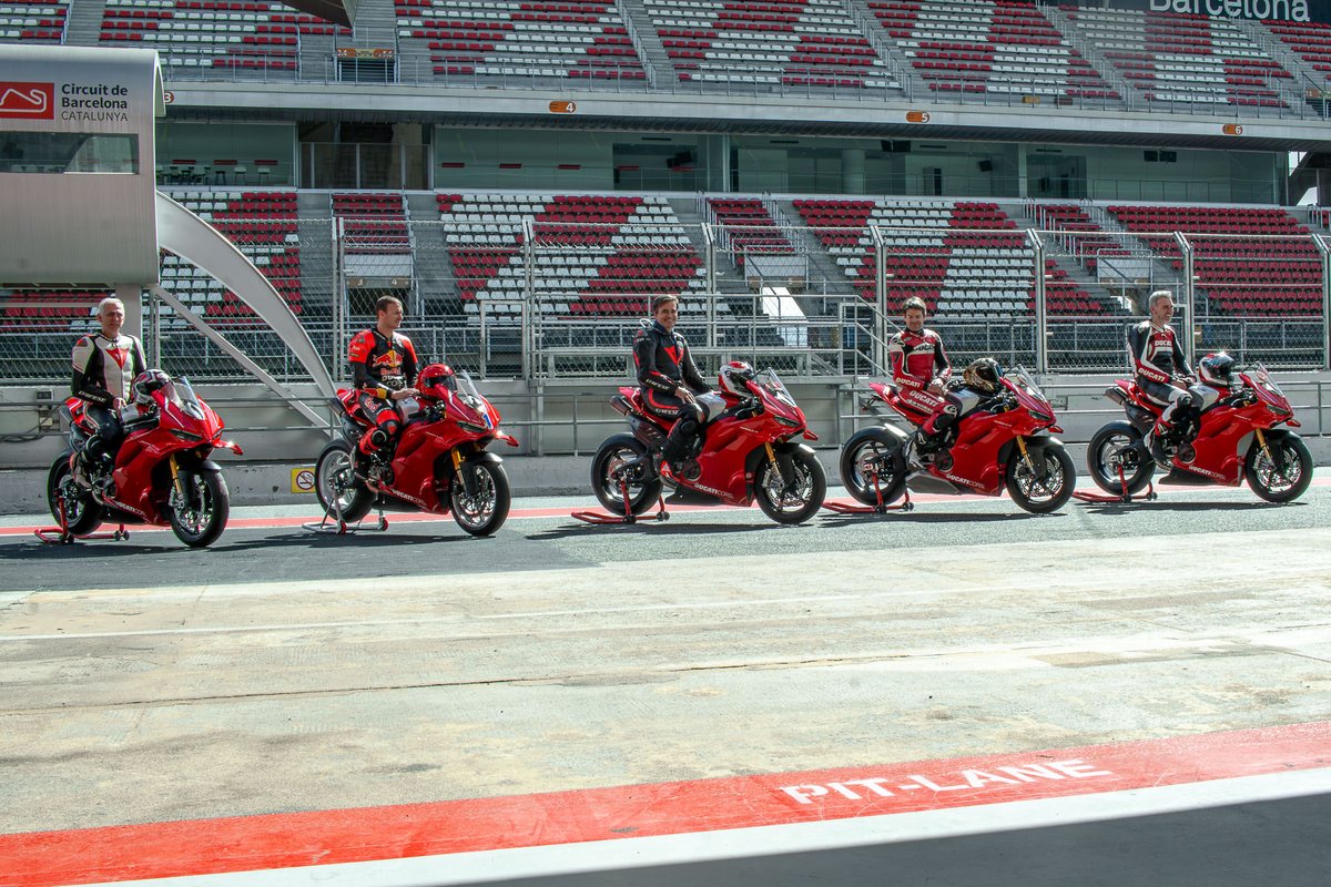 Ducati España tweet media