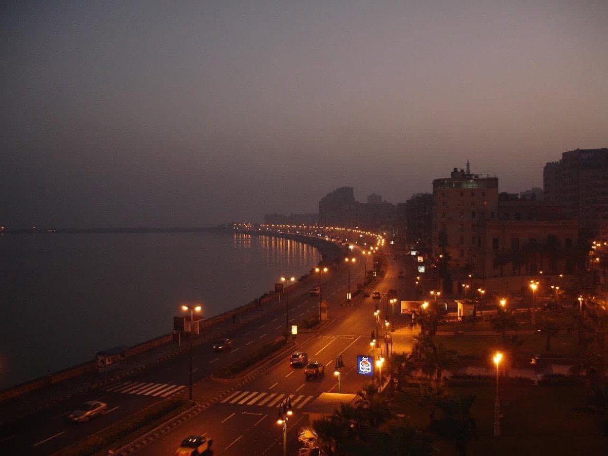 أ. مُحِبّ للجَمال. tweet media