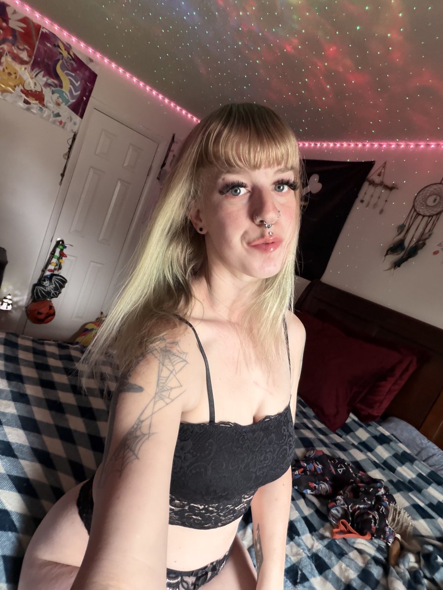 pikagurlxx tweet media