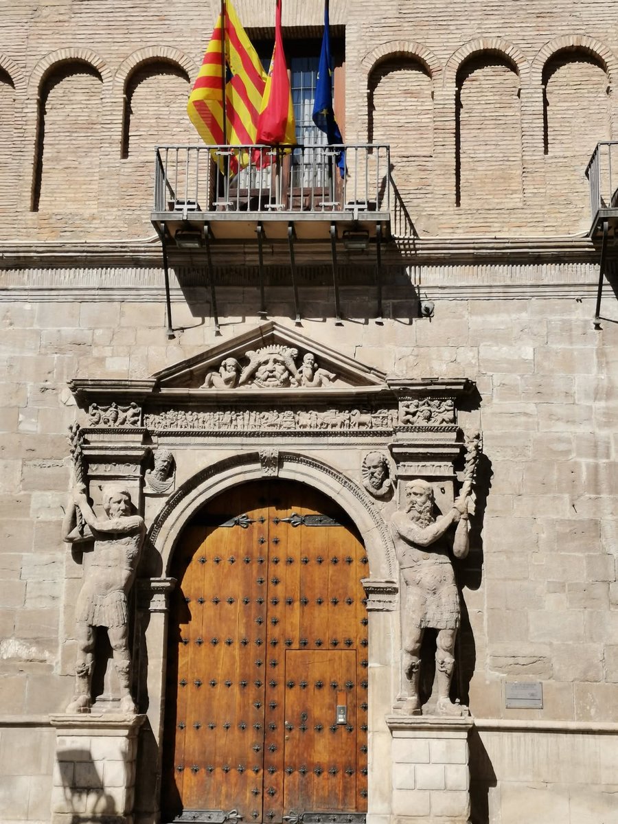 DanielAquillue's tweet photo. En el Día Mundial del Arte comparto 4 fotos de Zaragoza, que rebosa patrimonio artístico a pesar de su convulsa historia de 2000 años en los que ha sufrido pérdidas.

#ZaragozaCiudadInmortal
#DíaMundialdelArte https://t.co/6i88Tc7Dp8