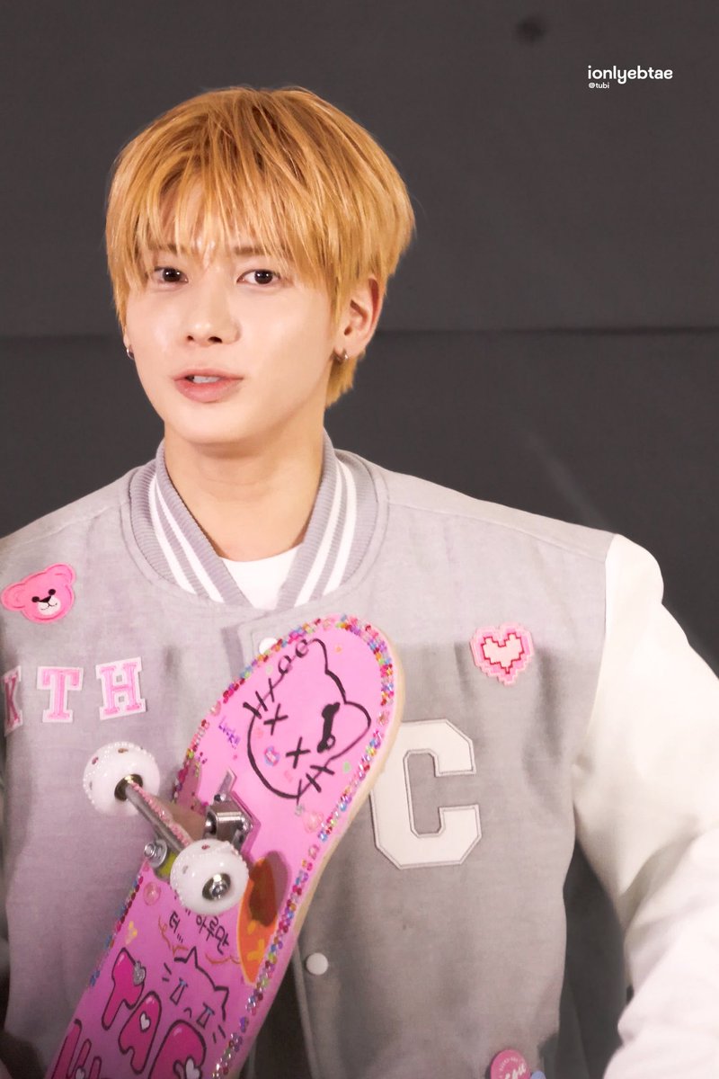 tubi♡ionlyebtae tweet media