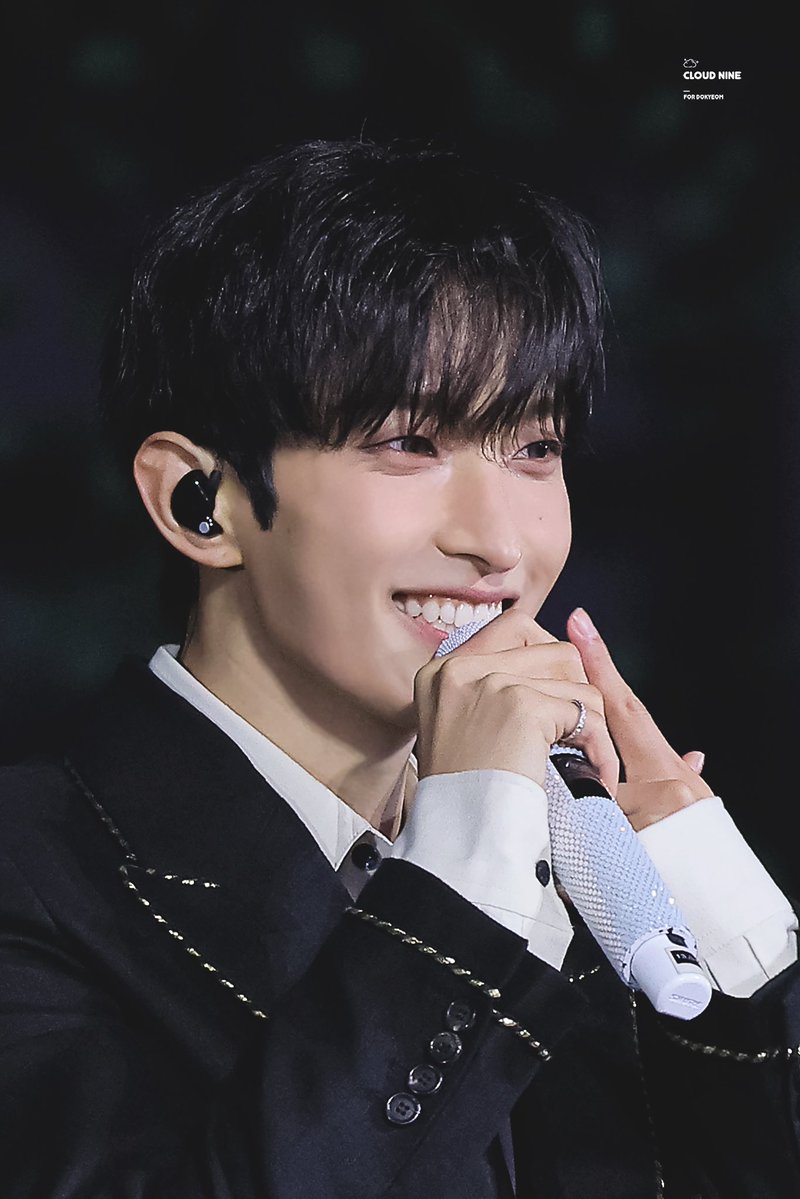 cloud nine tweet media