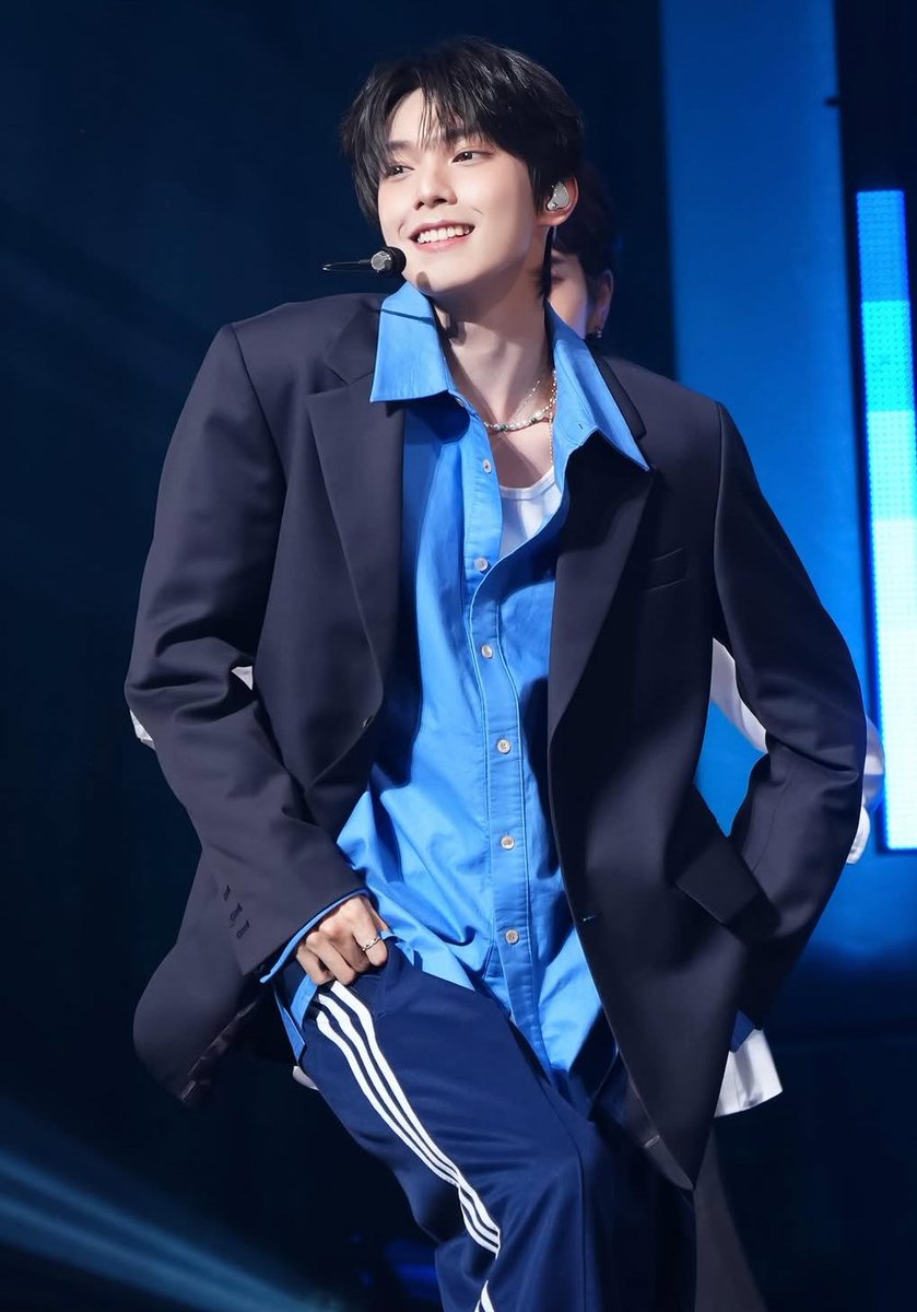 BERRY^立^ tweet media