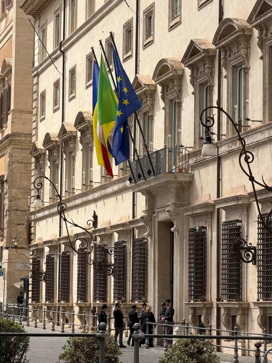 Генсек НАТО tweet media