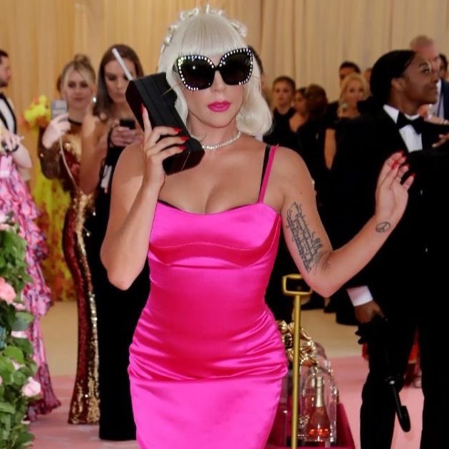 UpdateCharts tweet media