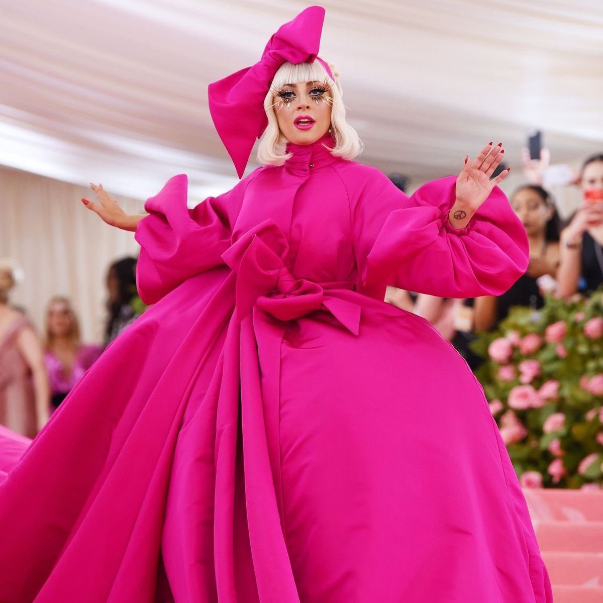 UpdateCharts tweet media