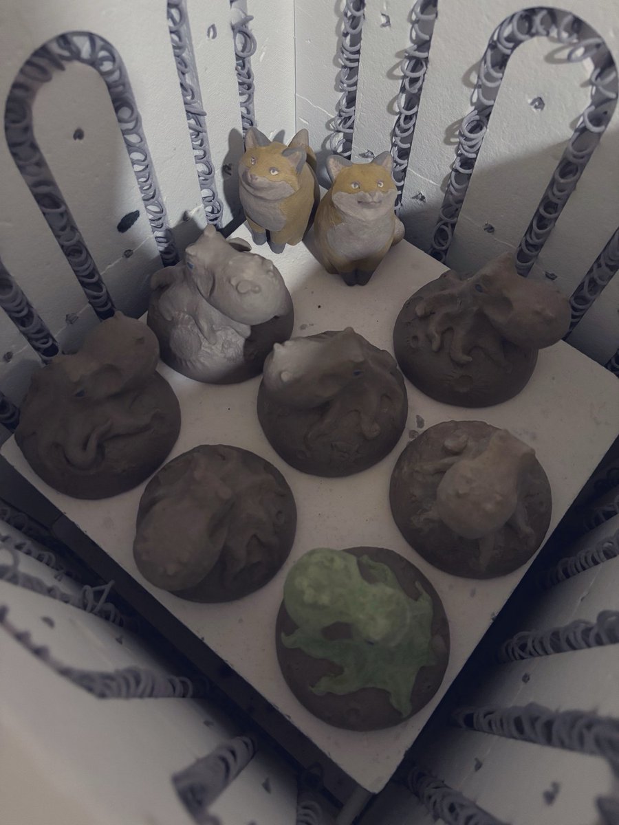 色塗りして素焼き！