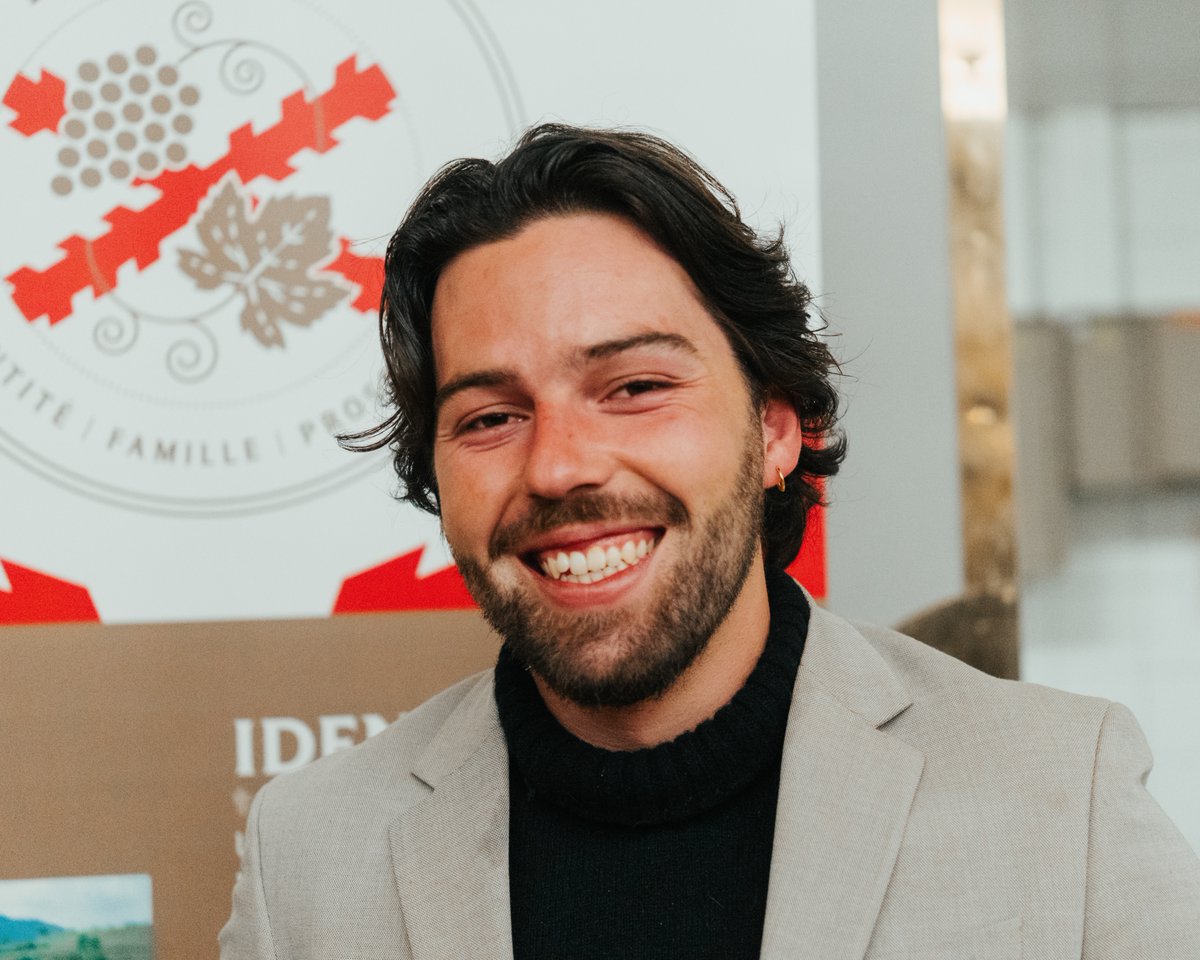 Les Téméraires 🍇 tweet media