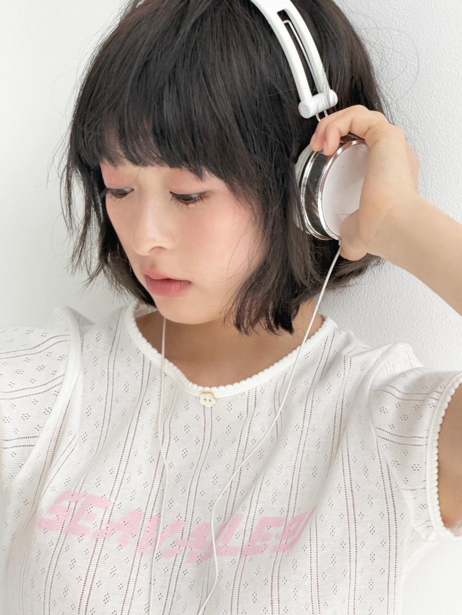 nana__fan7's tweet image. やばいー！！（ ;  ; ）🩷🩷
オフショット待ってた😭😭✩

 #森七菜  #ar 
instagram.com/p/DXJ0ofUgZbL/…