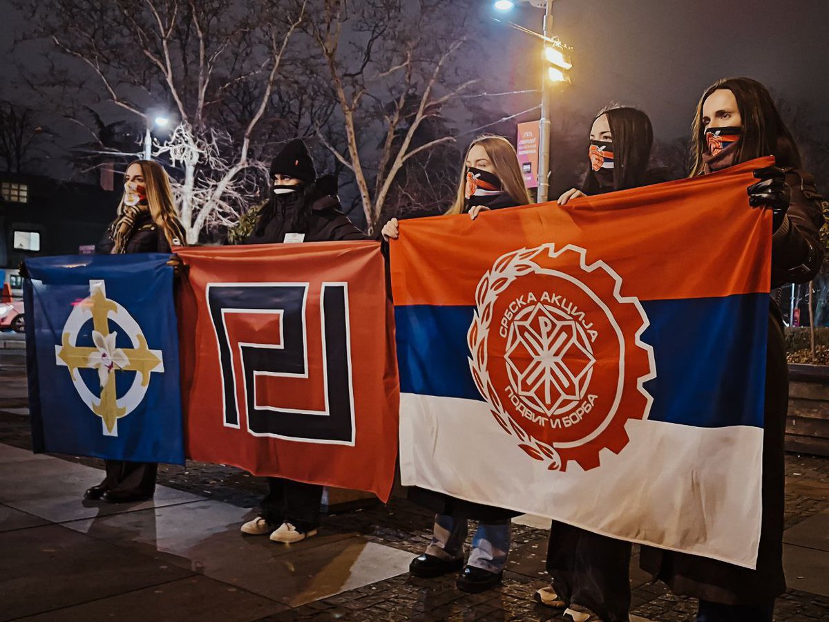 Les Caryatides tweet media