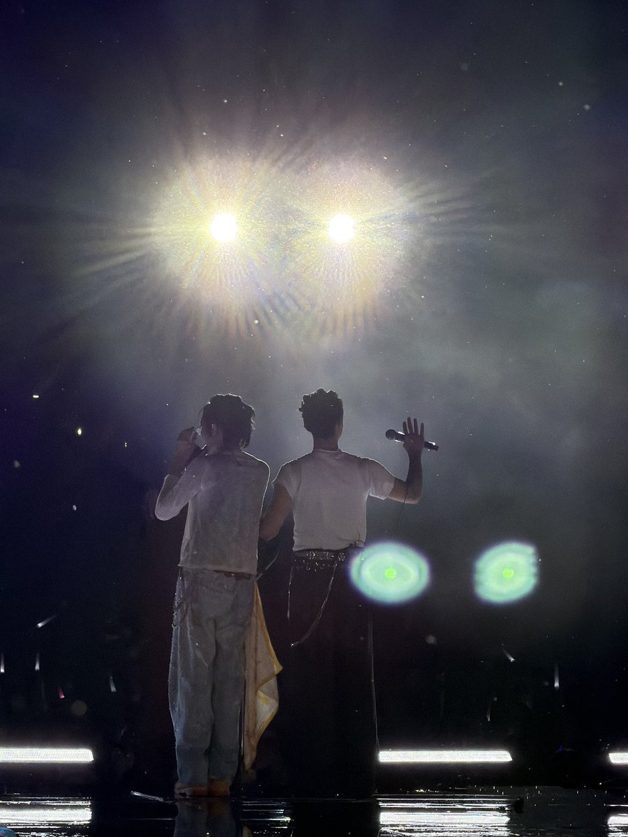 ชามุก ชามุก tweet media