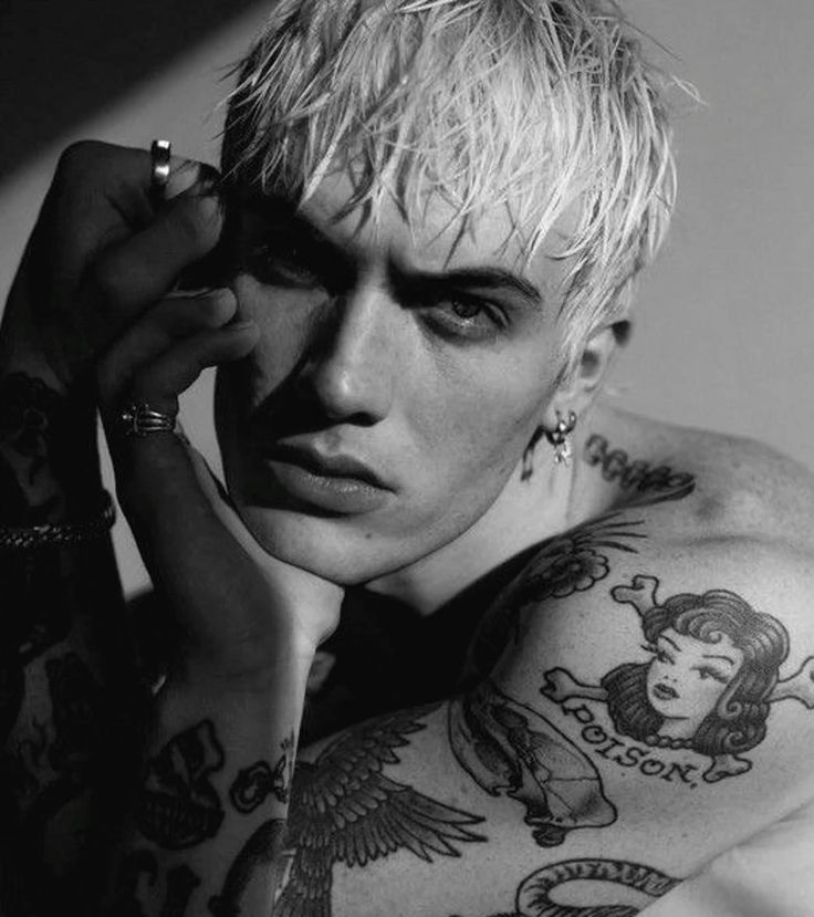 ╰┈➤ Tom Cobalt ♤ tweet media