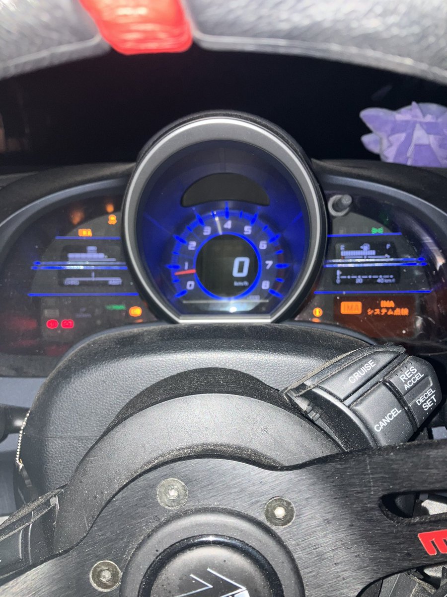 めだか tweet media