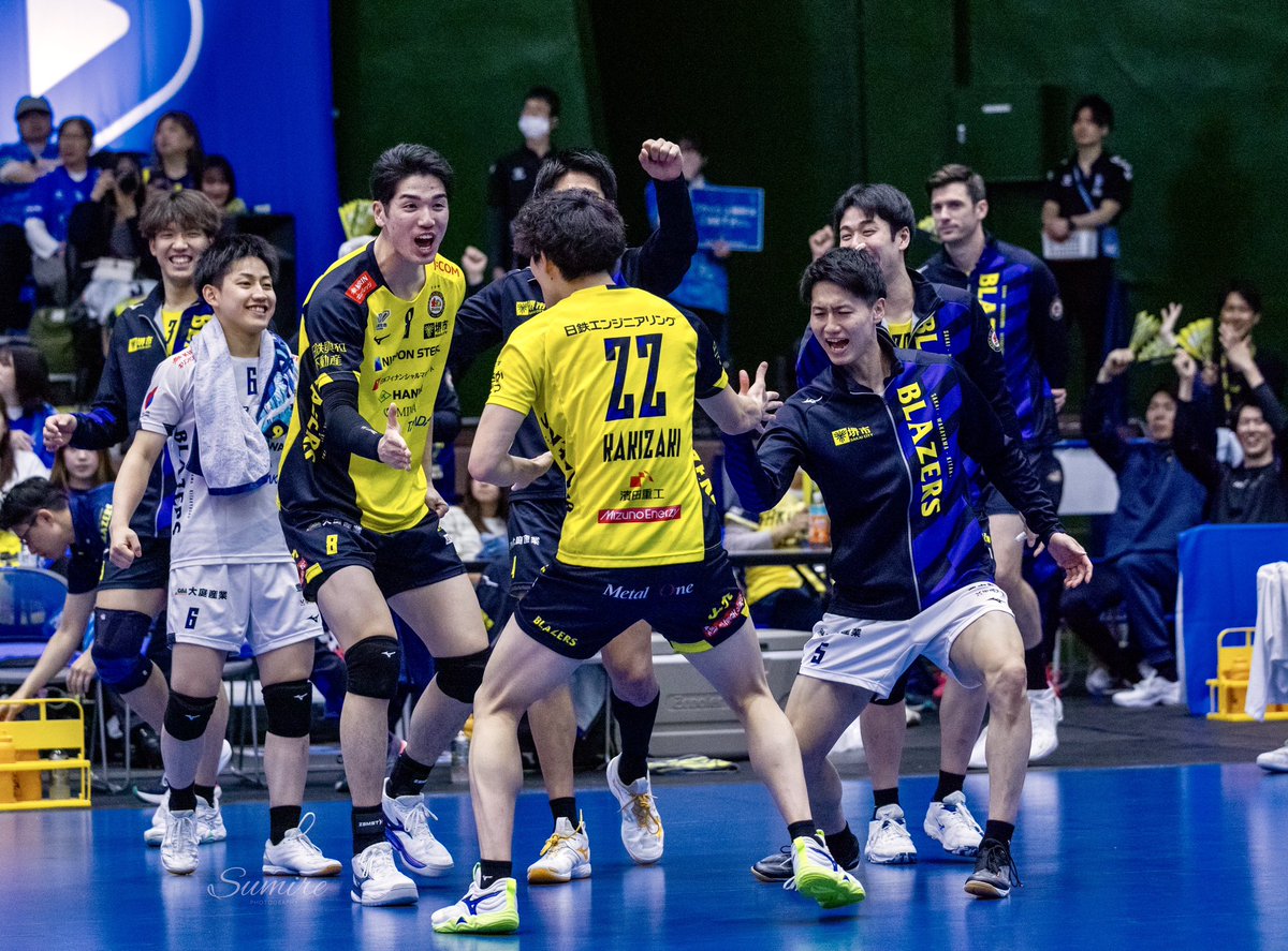 すみれ tweet media