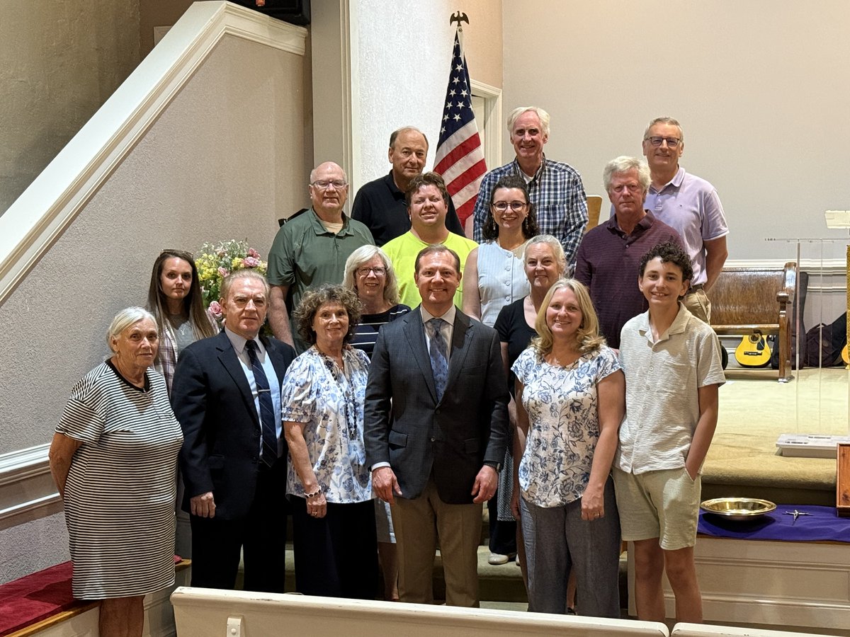 WesClimer's tweet photo. Thank you to everyone in Winnsboro who came out last night. Strong community, great conversation, and a shared commitment to moving South Carolina forward. https://t.co/CCcjJhcU2N