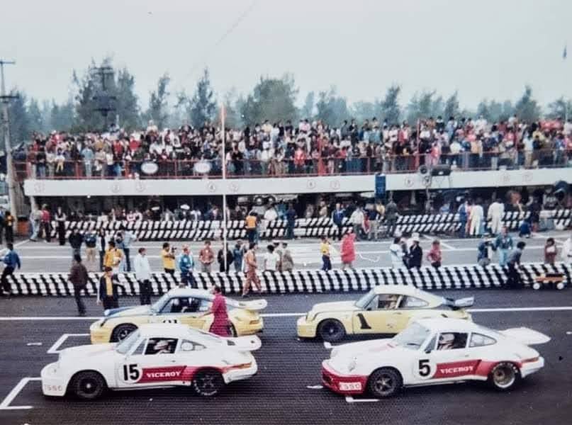 autodromohr's tweet image. Corriendo en el Autódromo Hnos. Rodríguez en los 70's

#ahr