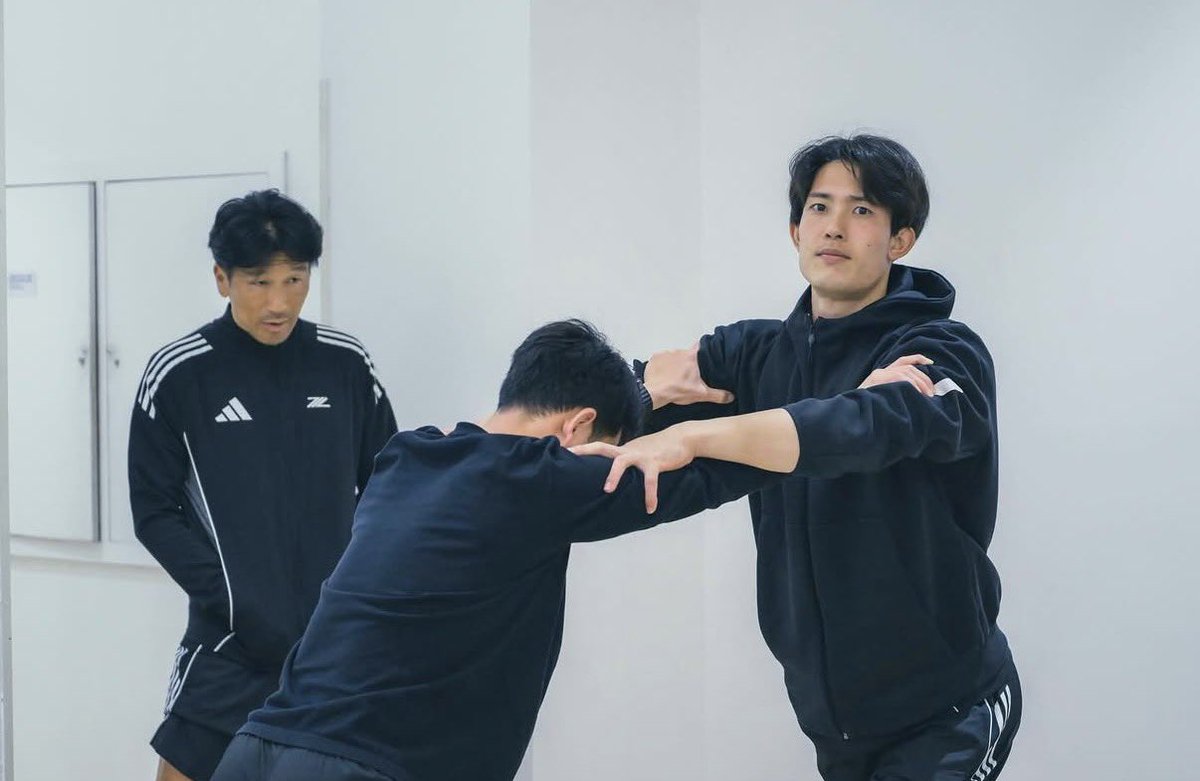 ITTI MANIA - اتي مانيا tweet media