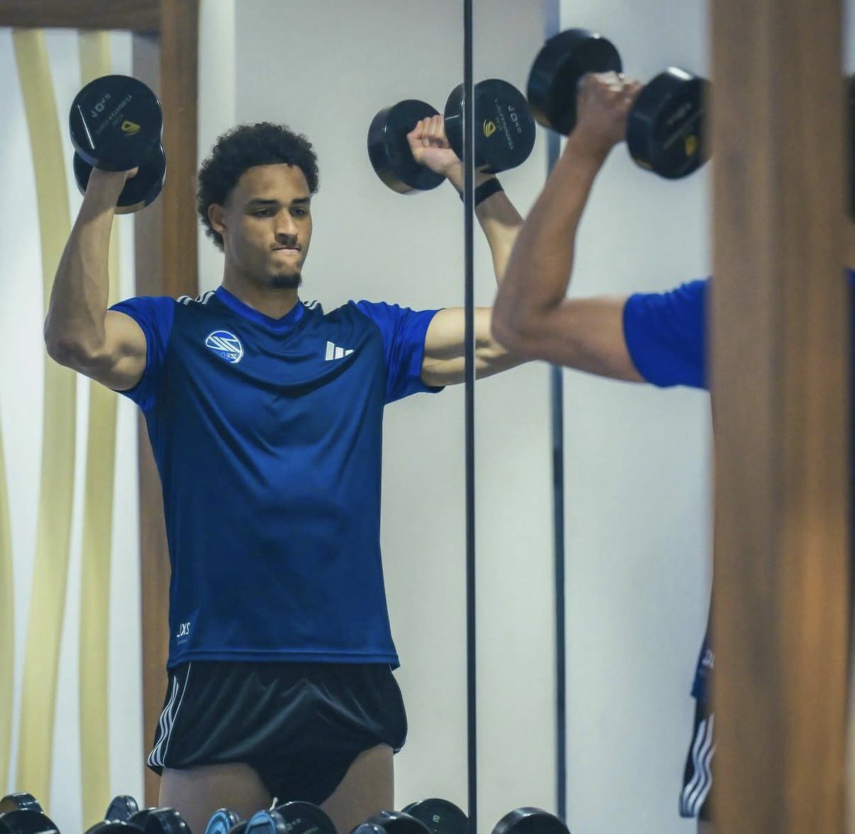 ITTI MANIA - اتي مانيا tweet media